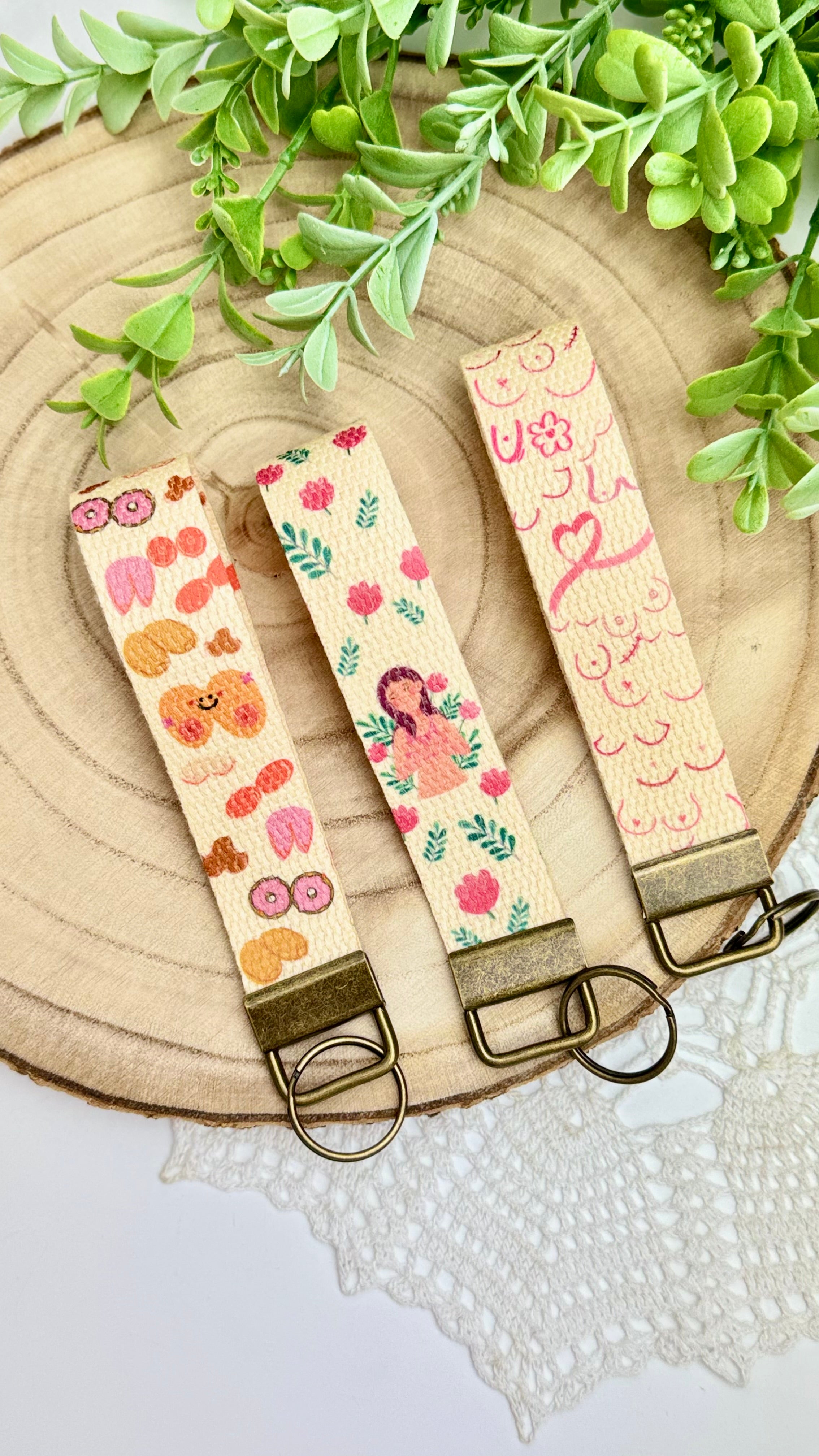 Kobiecy Breloczek do kluczy, torby lub bagażu.