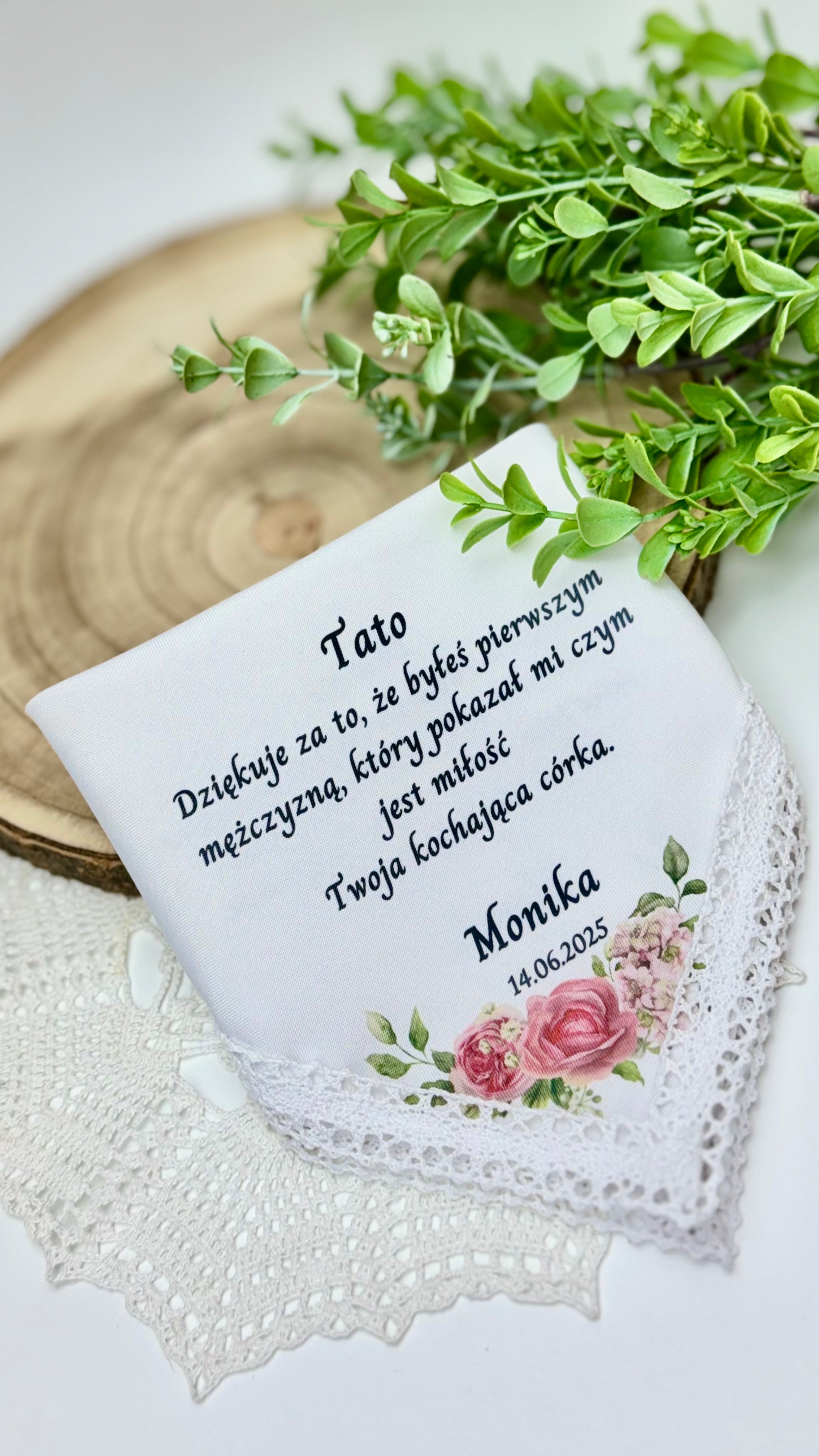 Chusteczka dla mamy bądź taty z białą koronką