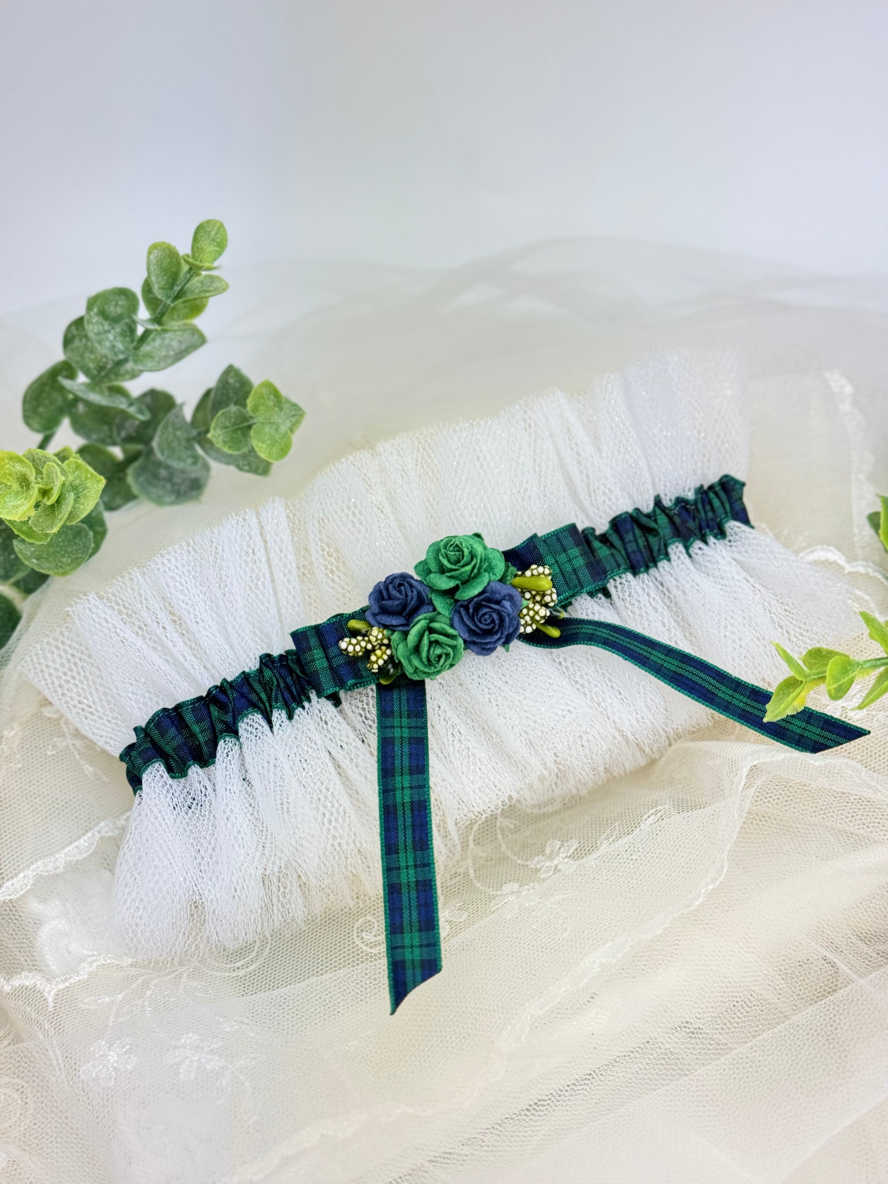 Podwiązka ze wstążką w Szkocką kratę