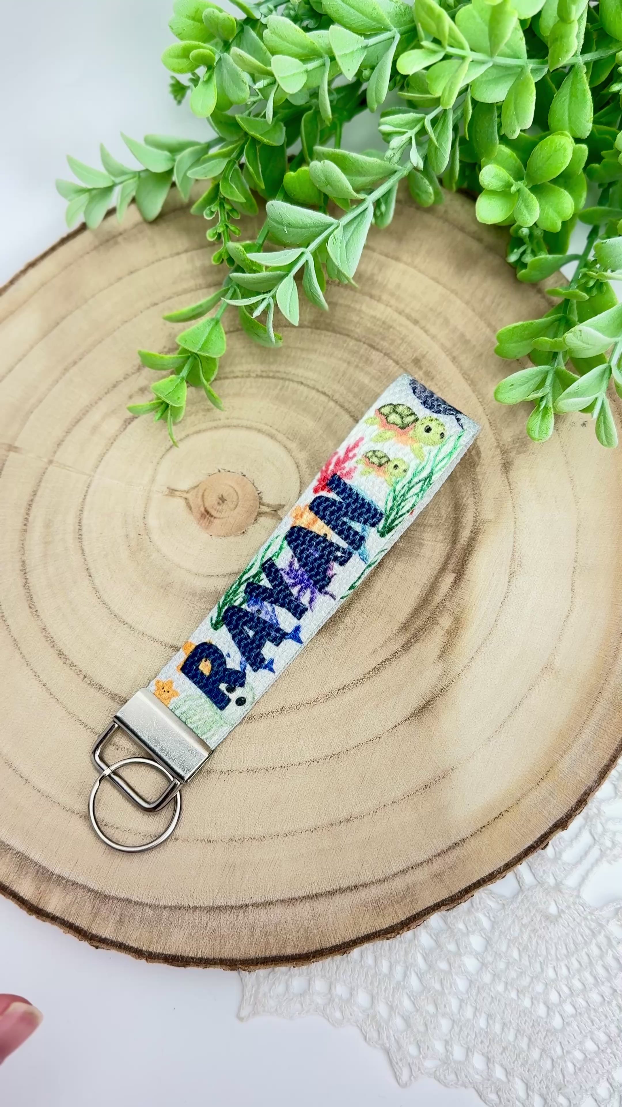 Wzór morski. Breloczek do kluczy, torby lub bagażu.